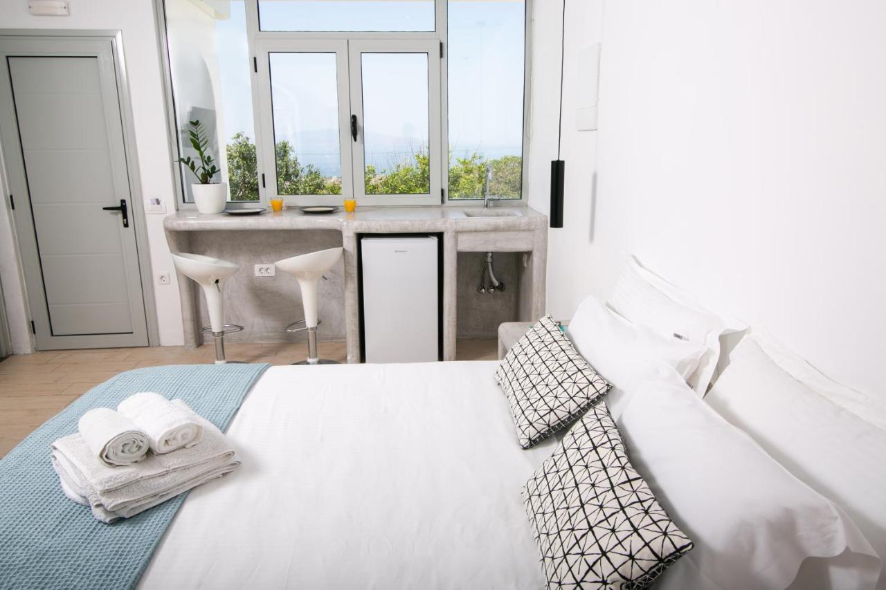 Sensia Studio With Sea View Oia  Exterior photo